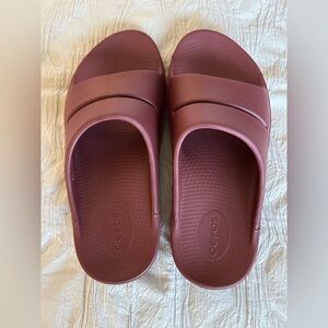Oofos slides EU 39 W8 M6 Burgundy